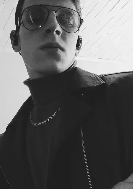 Basiliy из Иванова, мне 21, познакомлюсь на одну ночь