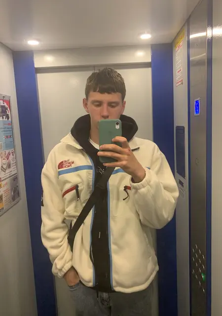 Я Федор, 19, из Йошкар-Олы, ищу знакомства без обязательств