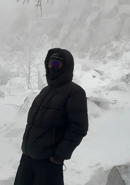 Я Maks, 18, из Ростова-на-Дону, ищу знакомства без обязательств