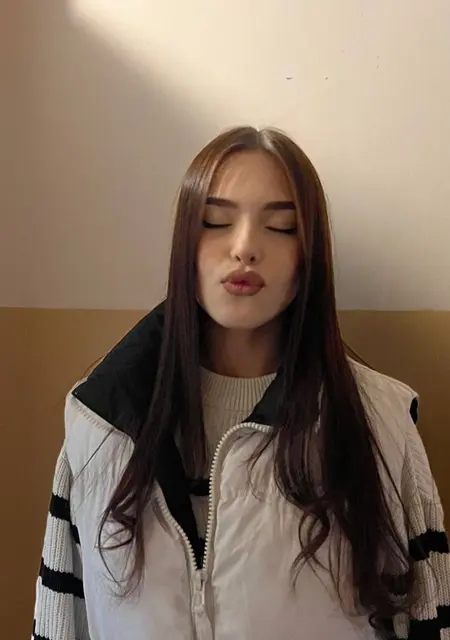 Я Настя, 23, из Брянска, ищу знакомство для дружбы