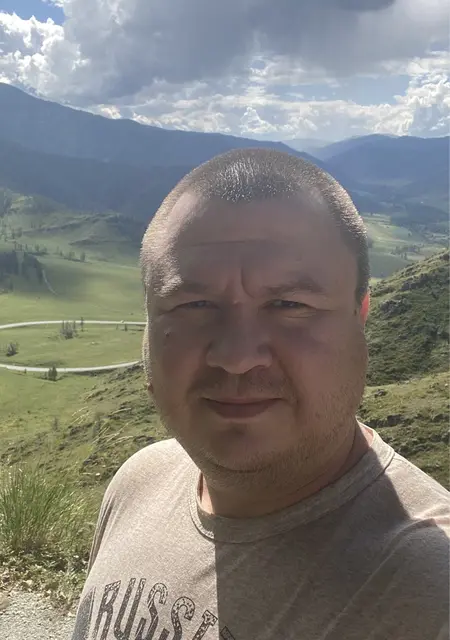 Я Илья, 39, знакомлюсь для постоянных отношений в Новосибирске