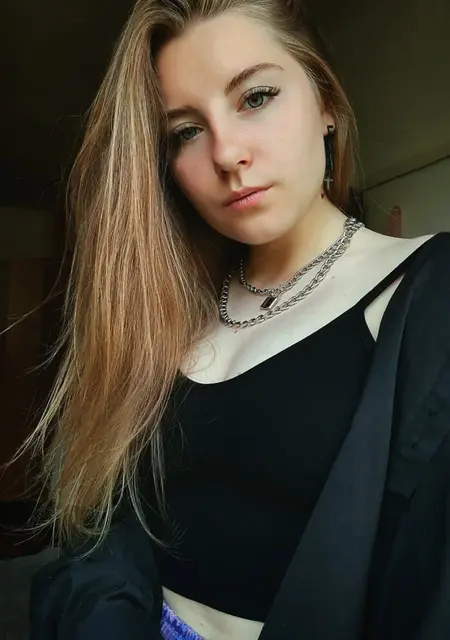 Елена из Оренбурга, мне 27, познакомлюсь для постоянных отношений