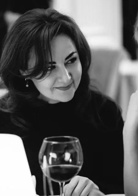 Александра из Иркутска, ищу на сайте приятное времяпровождение