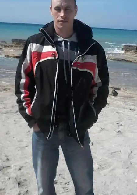 Я Алексей, 39, знакомлюсь без обязательств в Монино