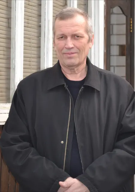 Я Андрей, 66, из Воронежа, ищу знакомство для приятного времяпровождения