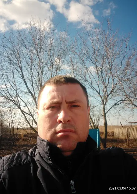 Гена из Таганрога, ищу на сайте знакомства без обязательств