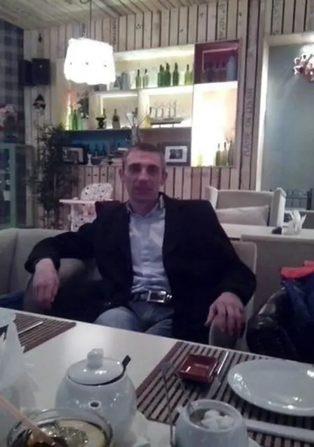 Я Александр, 39, знакомлюсь без обязательств в Михайловке