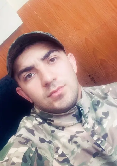 Я Artur, 30, из Владикавказа, ищу знакомства без обязательств