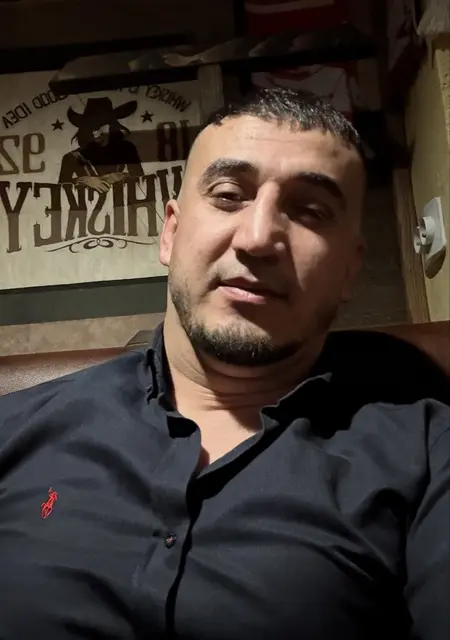 Рома из Магадана, ищу на сайте знакомства без обязательств