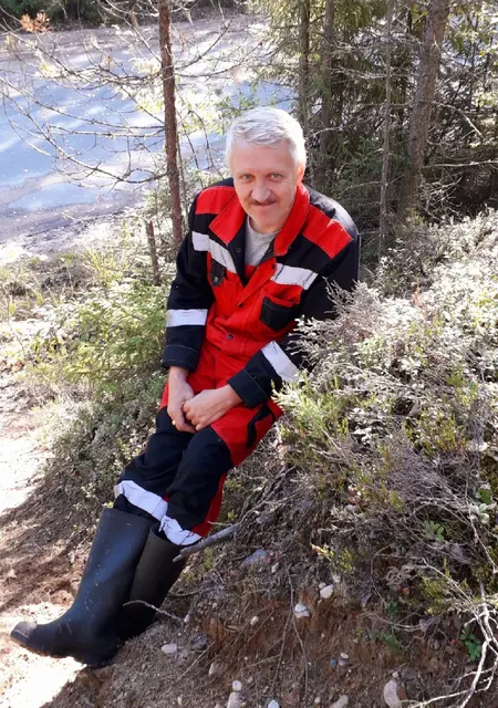 Леонид из Петрозаводска, ищу на сайте знакомства без обязательств