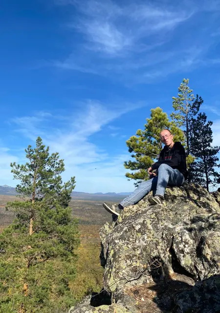Макс из Елабуги, мне 24, познакомлюсь для приятного времяпровождения