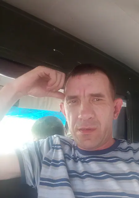 Я Роман, 42 років з Макіївки, шукаю знайомство для постійних стосунків