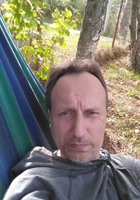 Я Дмитрий, 58, из Санкт-Петербурга, ищу знакомство для приятного времяпровождения