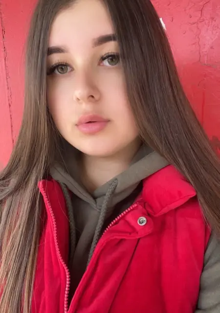 Я Виктория, 21, из Барнаула, ищу знакомство для постоянных отношений