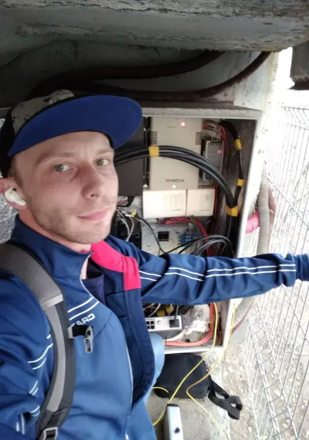 Я Pavel, 34, из Зеленогорска, ищу знакомства на одну ночь