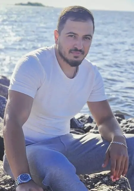 Гайк из Москвы, мне 29, познакомлюсь для общения