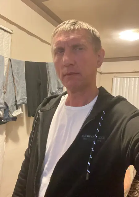 Я Олег, 50, из Рузы, ищу знакомства без обязательств