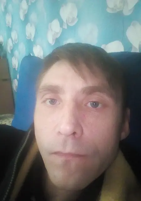 Павел из Чебоксар, ищу на сайте знакомства без обязательств