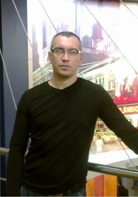 Я Максим, 46, знакомлюсь на одну ночь в Пинске