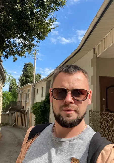 Я Денис, 40, знакомлюсь для общения в Новосибирске