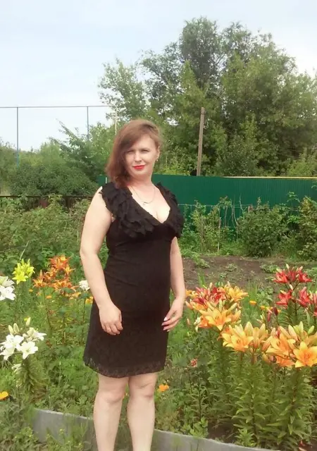 Я Елена, 39, из Саратова, ищу знакомства на одну ночь