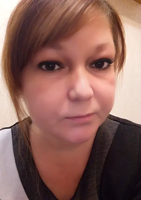 Я Ася, 40, из Кемерово, ищу знакомства на одну ночь