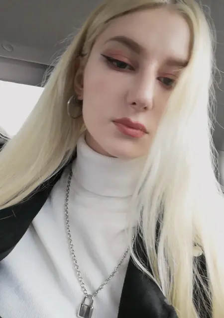 Я Вероника, 28, знакомлюсь без обязательств в Санкт-Петербурге