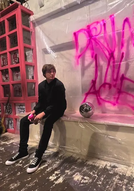 Иван из Рязани, мне 20, познакомлюсь на одну ночь