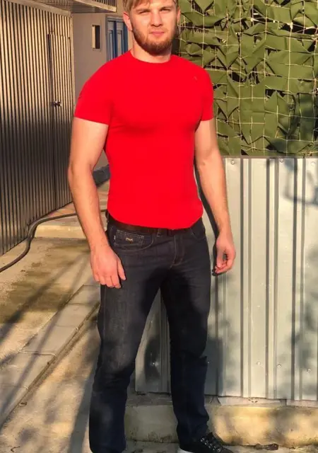 Муртаз из Ростова-на-Дону, мне 30, познакомлюсь для вирта