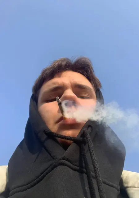 Я Илья, 22, из Уссурийска, ищу знакомство для дружбы