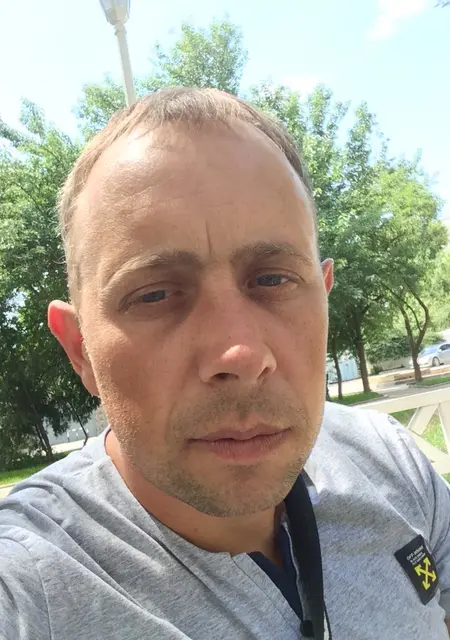 Андрей из Красноперекопска, ищу на сайте постоянные отношения