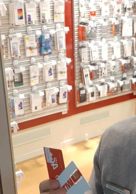 Я Энтони, 25, из Чебаркуля, ищу знакомство для приятного времяпровождения