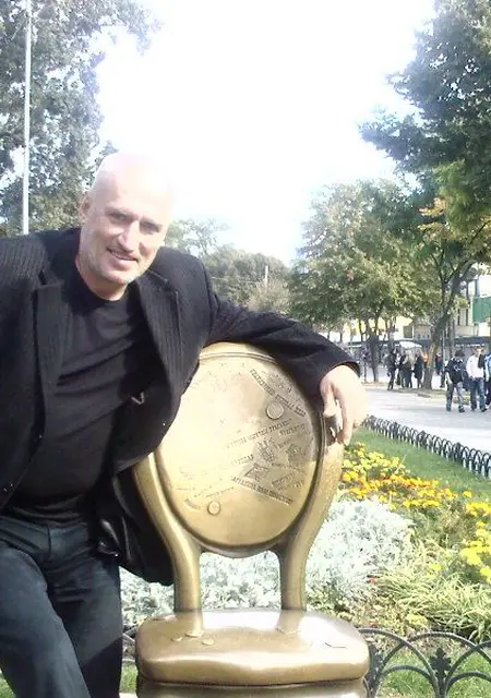 Я Александр, 65, из Кашина, ищу знакомства без обязательств