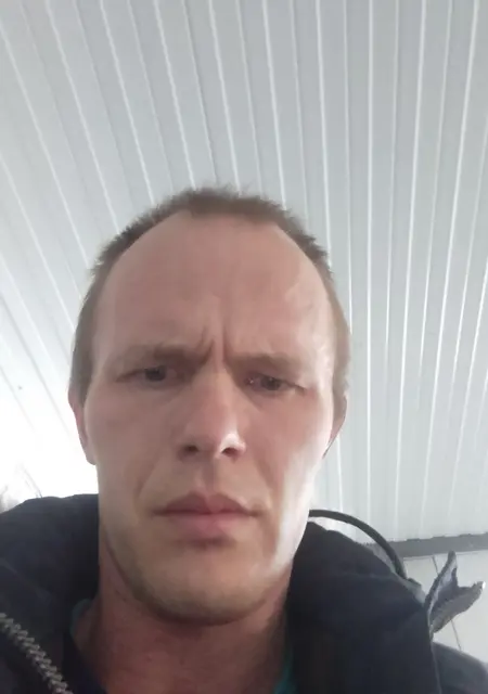 Евгений из Железноводска, мне 39, познакомлюсь без обязательств