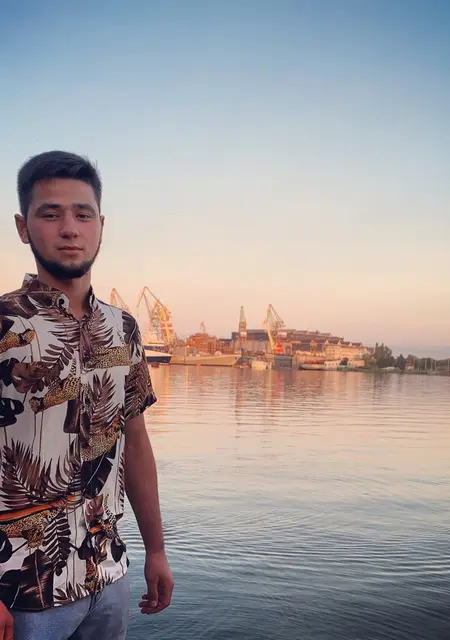 Я Urmonjon, 23, знакомлюсь без обязательств в Калининграде