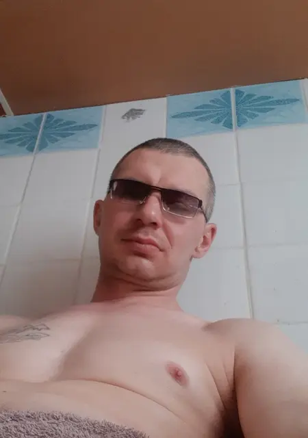 Мотя из Ванина, мне 44, познакомлюсь на одну ночь