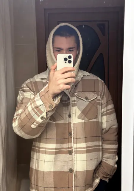 Я Даня, 21, из Казани, ищу знакомство для общения