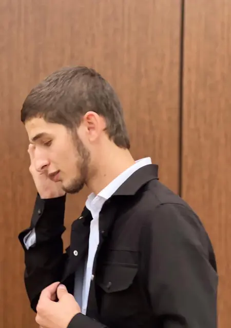 Adam из Грозного, ищу на сайте общение