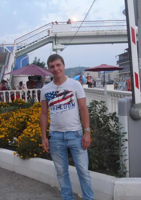 Я Даниил, 34, из Кисловодска, ищу знакомство для постоянных отношений