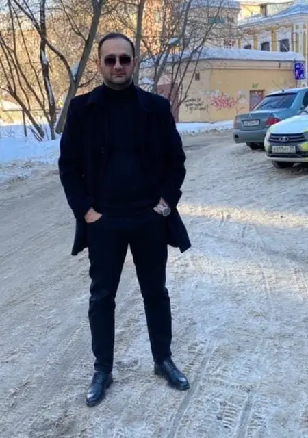 Артур из Иванова, мне 31, познакомлюсь для приятного времяпровождения