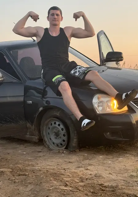 Никита из Буденновска, мне 18, познакомлюсь на одну ночь