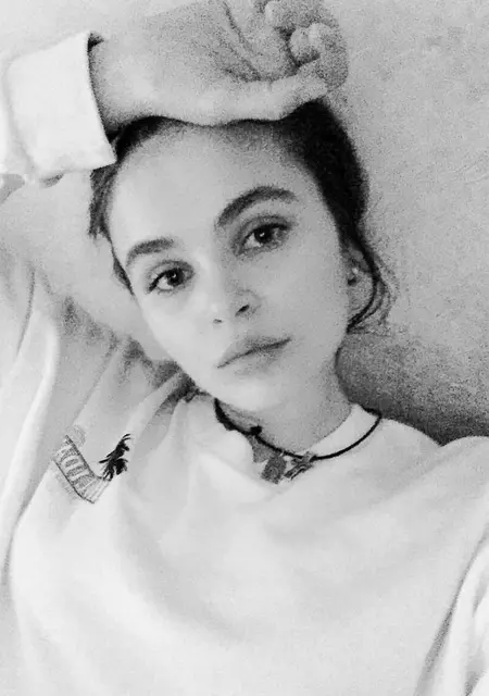 Я Ирина, 28, из Ялты, ищу знакомство для приятного времяпровождения