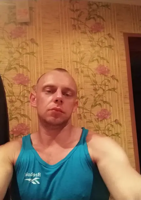 Валерос из Глубокого, мне 37, познакомлюсь для приятного времяпровождения