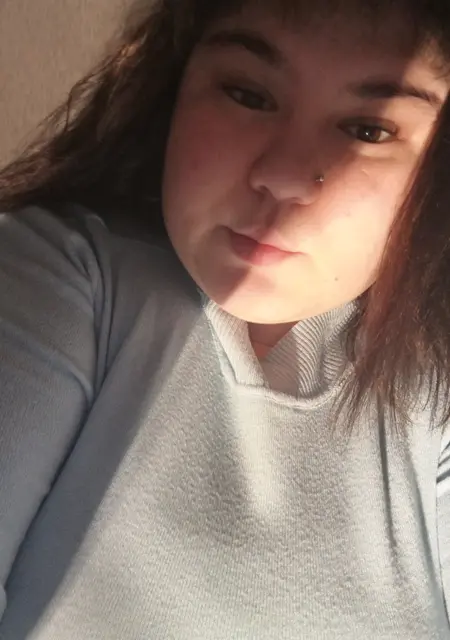 Я Софья, 21, из Перми, ищу знакомства без обязательств