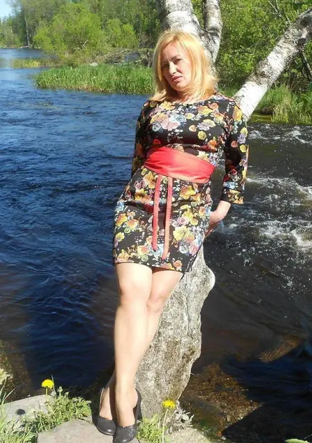 Яна из Санкт-Петербурга, мне 46, познакомлюсь на одну ночь