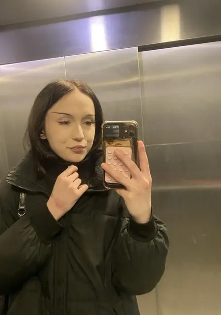 Я Изабелла, 18, из Москвы, ищу знакомство для дружбы