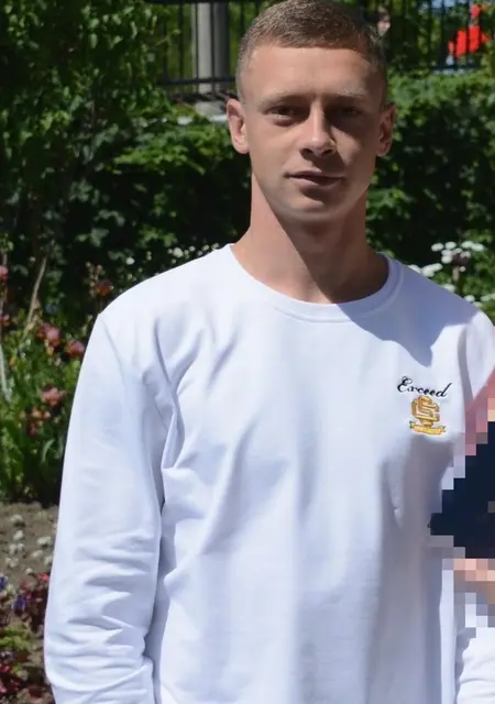 Артём из Южно-Сахалинска, ищу на сайте знакомства на одну ночь