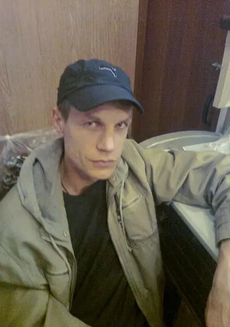 Я Андрей, 53, из Нижнего Тагила, ищу знакомство для вирта