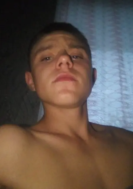 Я Сергей, 21, знакомлюсь без обязательств в Новокузнецке