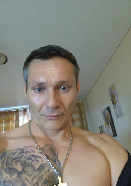 Андрей из Москвы, мне 45, познакомлюсь на одну ночь